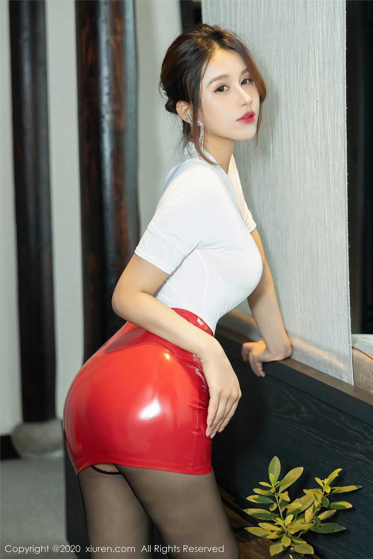 [Lure] Plunging Neck Lace Patent Leather Mini Wrap Skirt